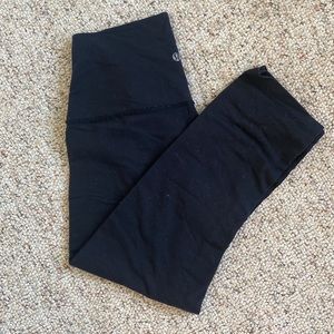Lululemon cropped high rise leggings